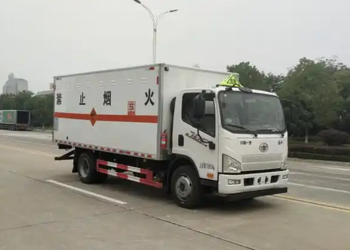 都昌爆破器材运输车可以上高速吗？